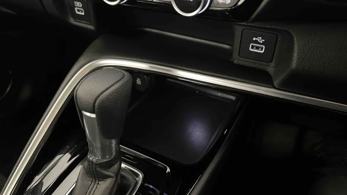 2023-honda-hr-v-15-i-mmd-advance-big-45