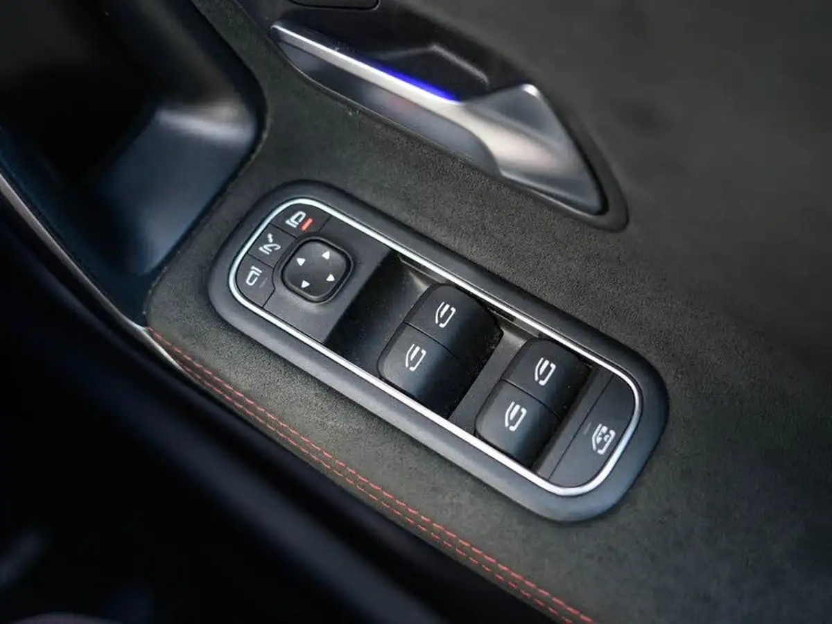 2019-mercedes-benz-a-class-15d-a180d-amg-line-premium-hatchback-5d-7g-dct-big-17
