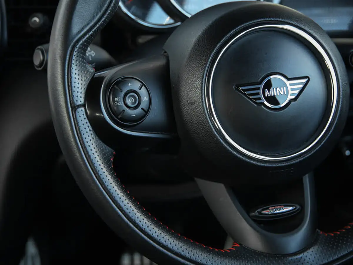 2020-mini-cooper-15-cooper-sport-hatchback-3d-auto-big-10