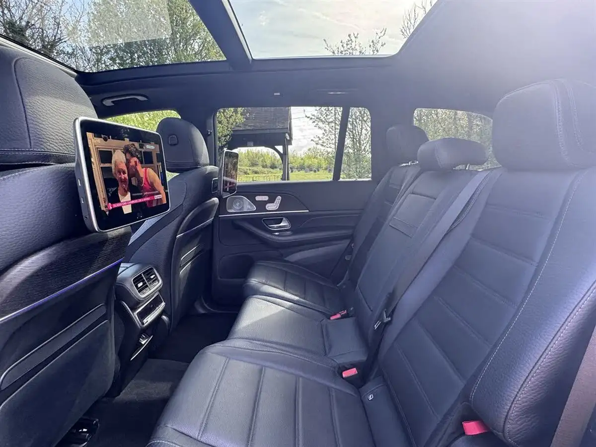 2020-mercedes-benz-gls-class-29d-gls400d-amg-line-premium-plus-big-21