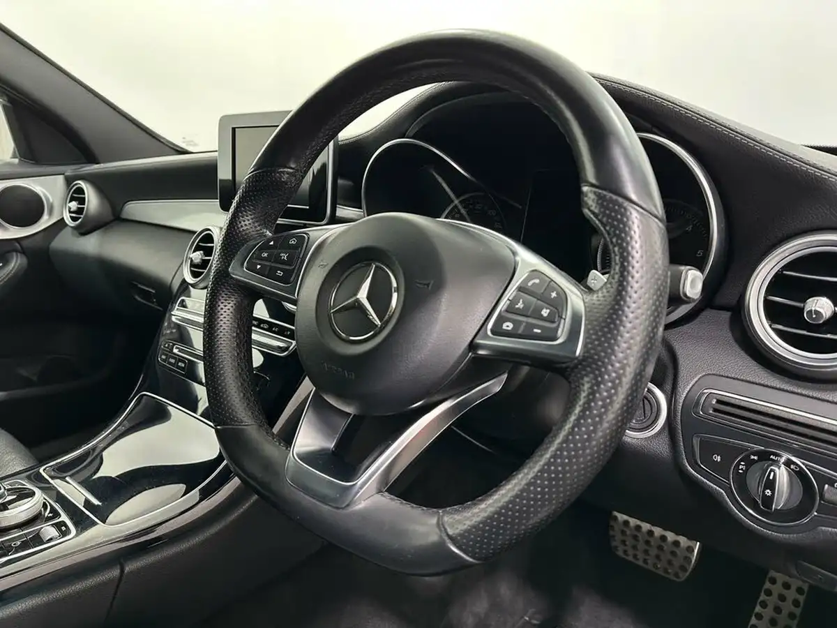 2015-mercedes-benz-c-class-21cdi-c300-amg-line-premiumss-saloon-4d-big-8