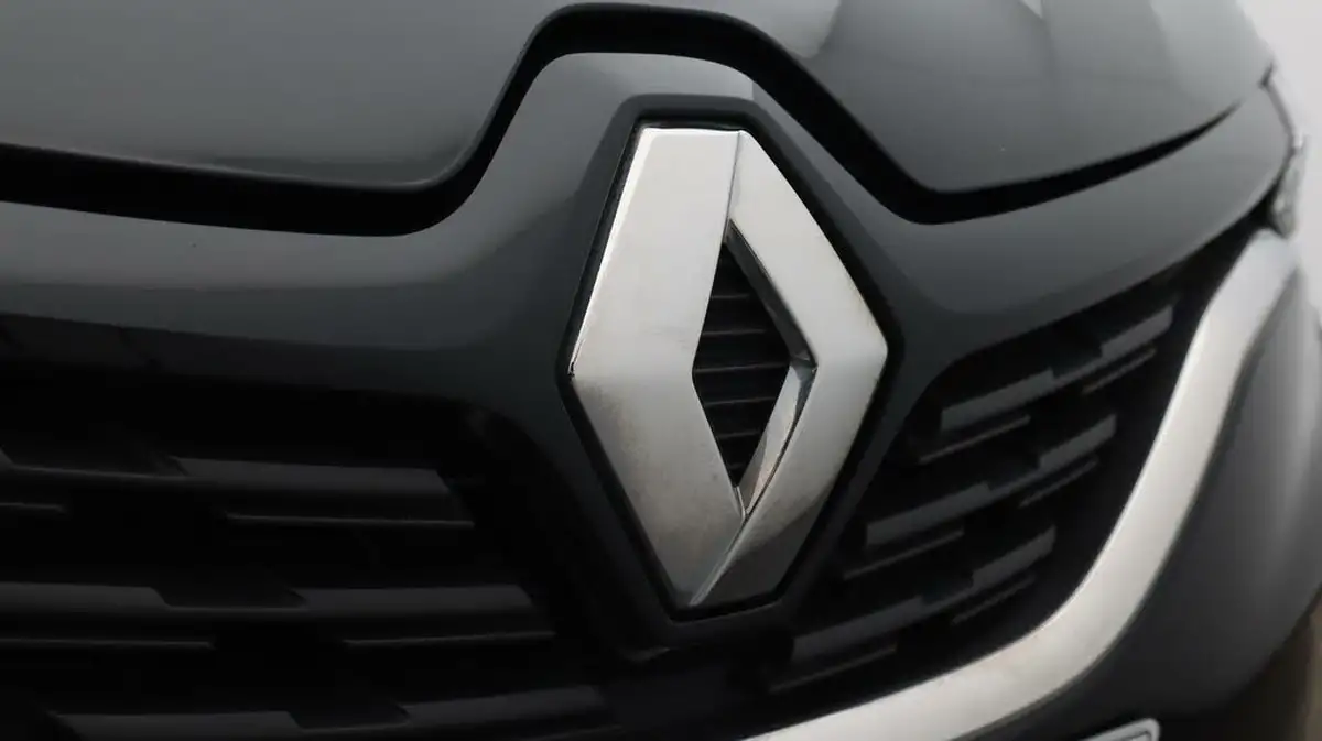 2022-renault-captur-16-iconic-edition-big-20