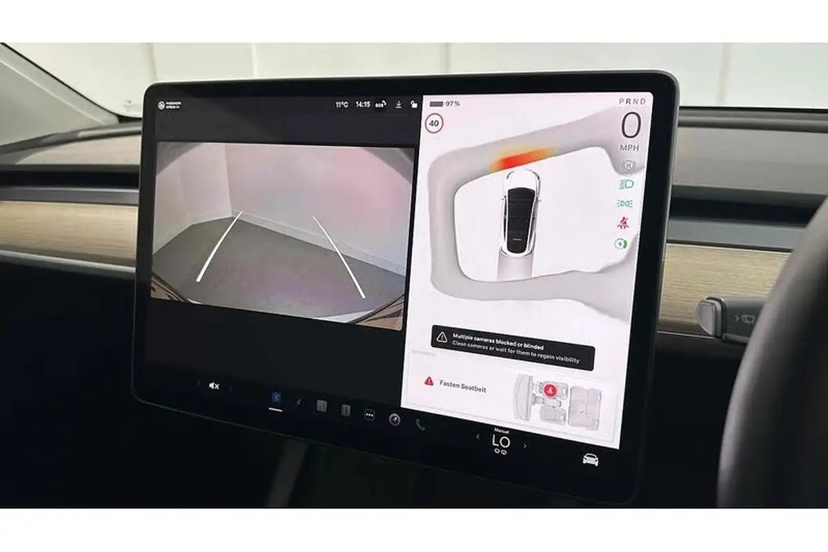 2022-tesla-model-y-e-long-range-big-40