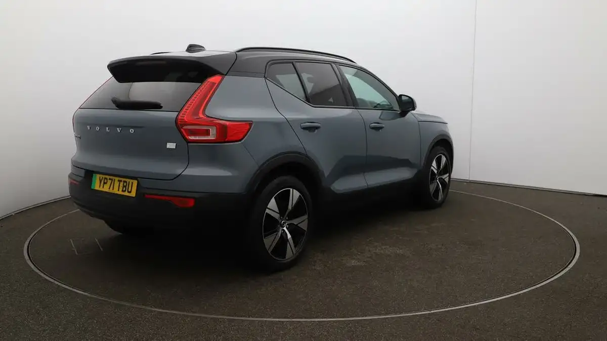 2021-volvo-xc40-e-twin-recharge-plus-big-7