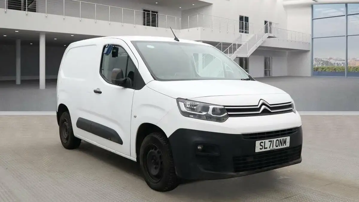 2021-citroen-berlingo-15bluehdi-650-enterprise-pro-big-4