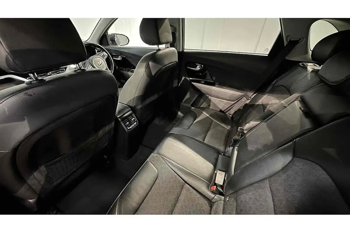 2021-kia-niro-16-gdi-2-big-17