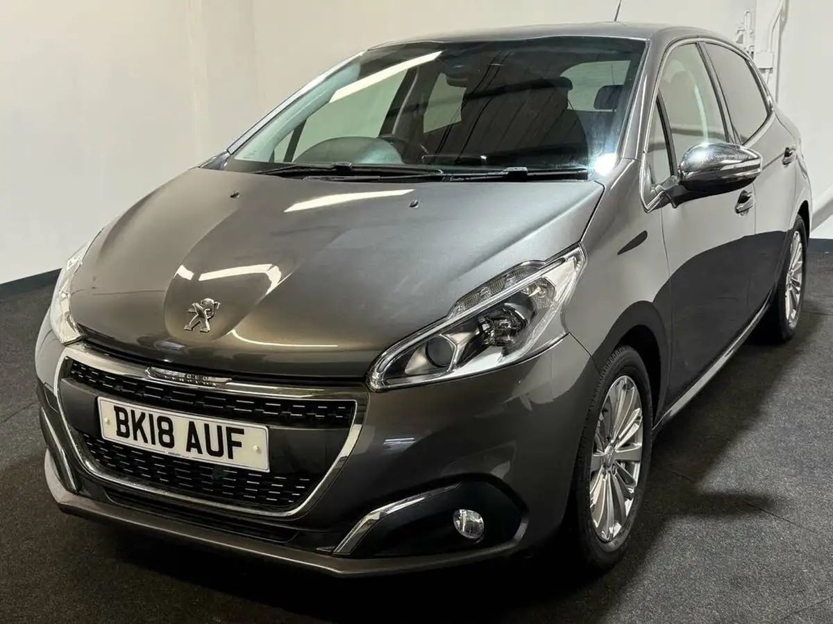 2017-peugeot-208-12-puretech-allure-110bhp-ss-5d-eat6-big-0