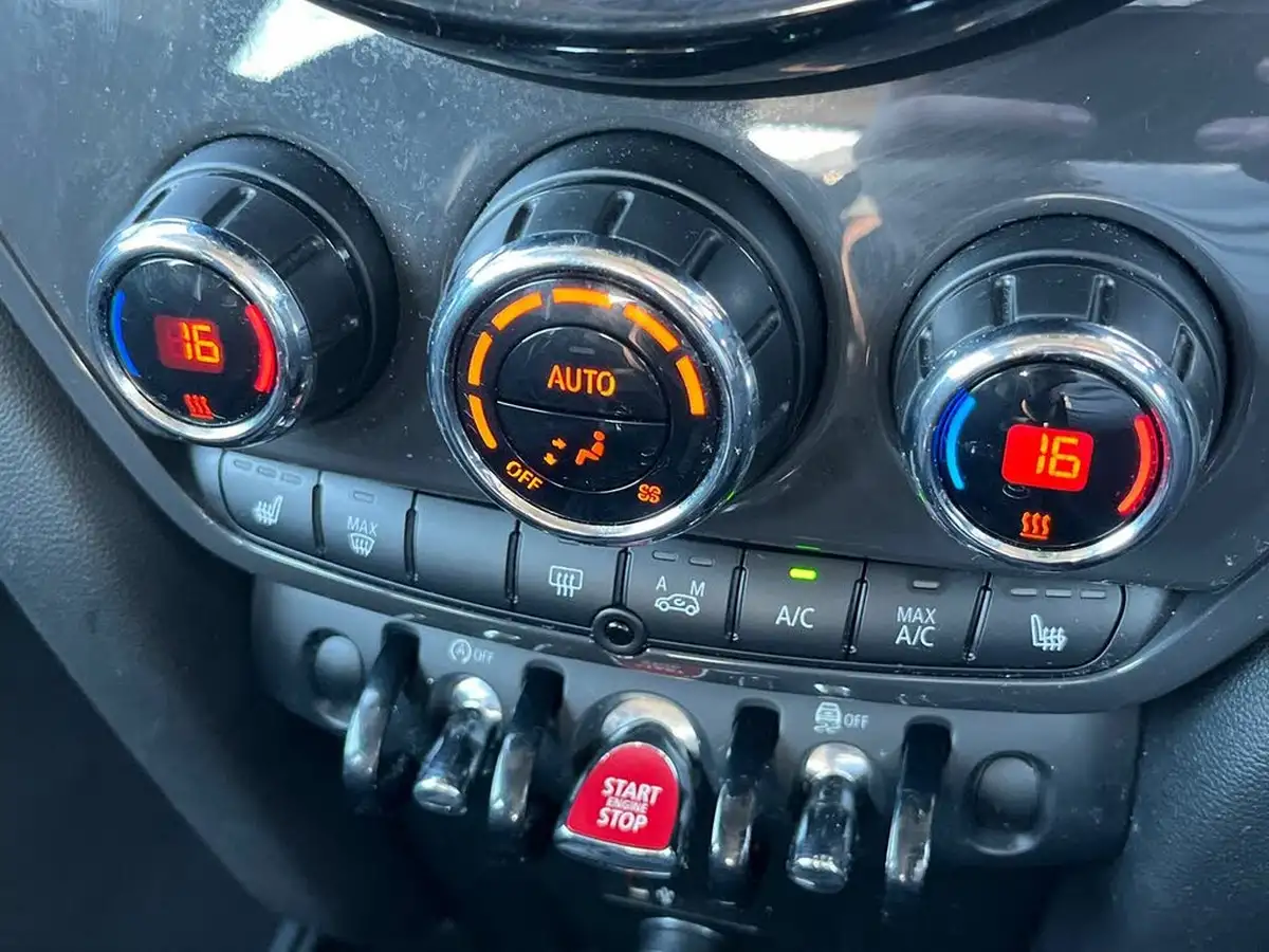 2021-mini-countryman-15-cooper-classic-big-24