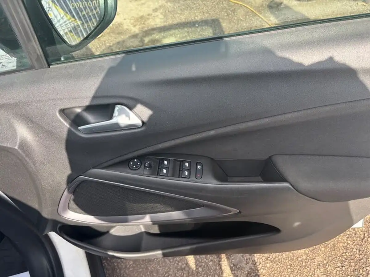2021-vauxhall-crossland-12-se-nav-premium-130ps-big-20