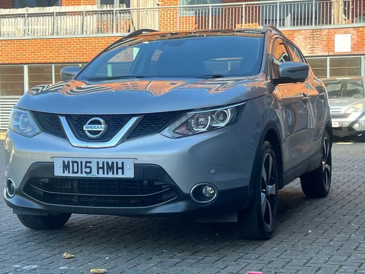 2015-nissan-qashqai-15dci-n-tec-big-10
