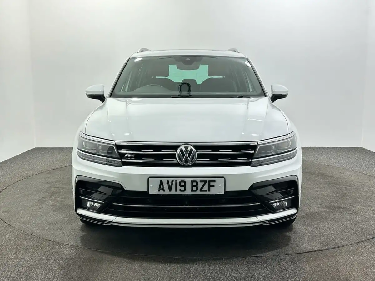 2019-volkswagen-tiguan-15-tsi-r-line-big-1