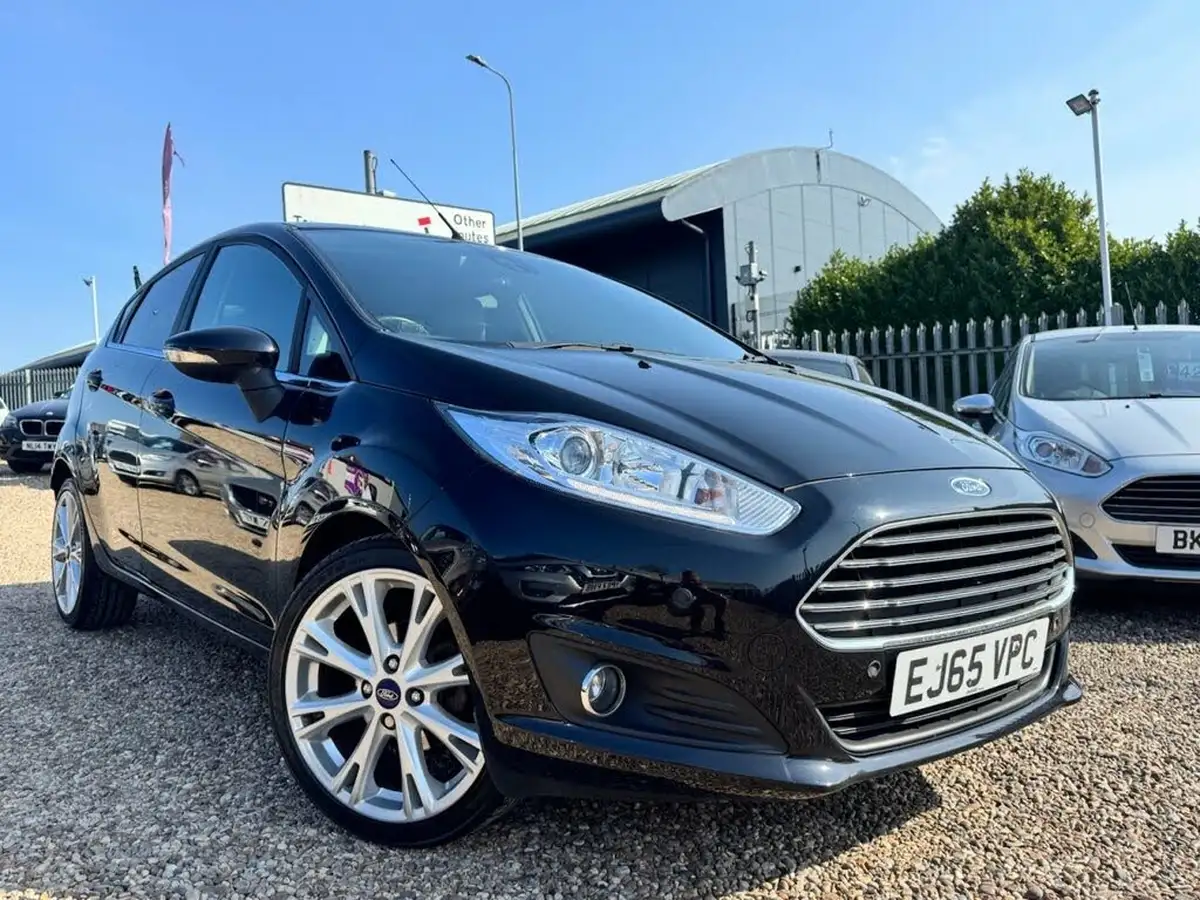 2015-ford-fiesta-15tdci-titanium-x-5d-big-0