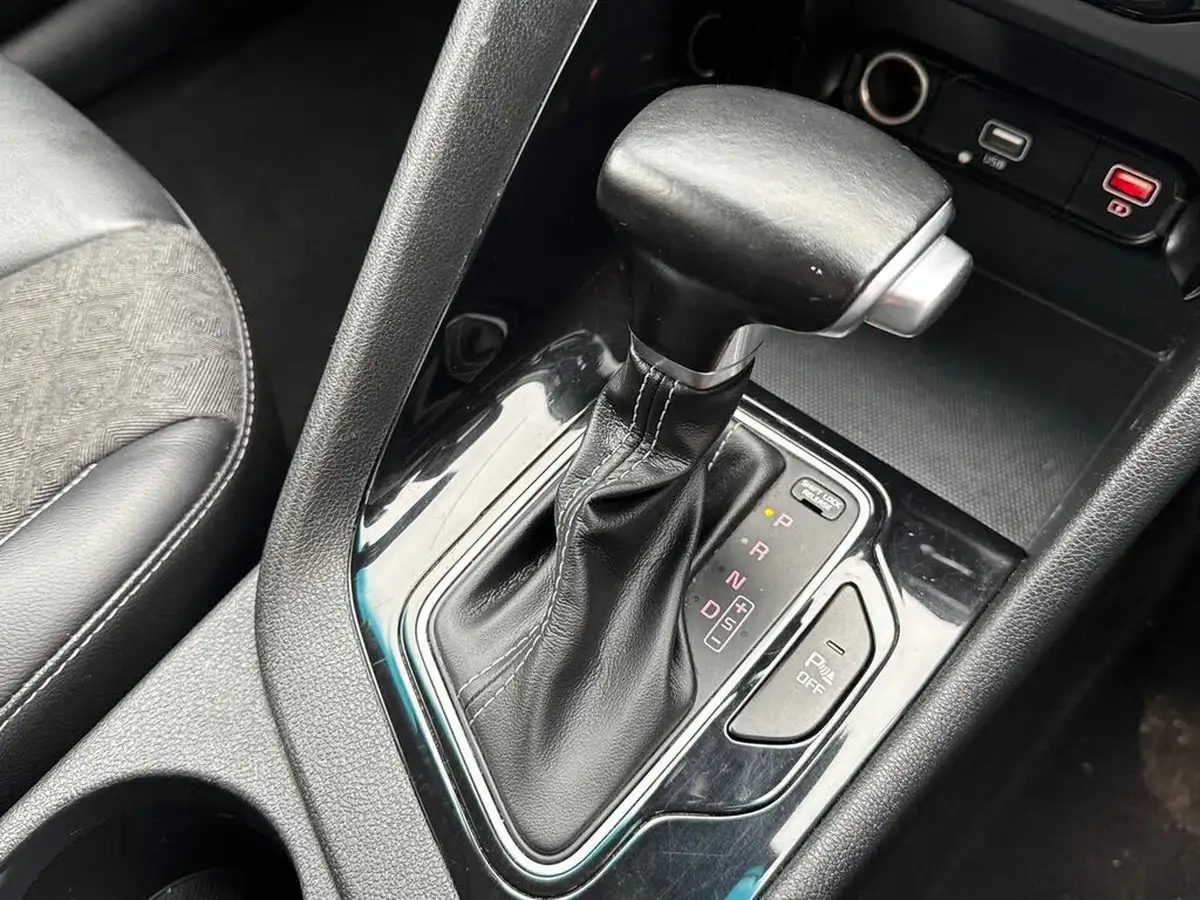 2020-kia-niro-16-gdi-2-big-18