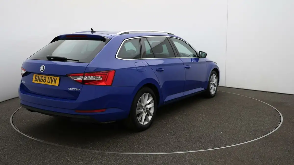 2019-skoda-superb-15-tsi-se-technology-estate-big-46