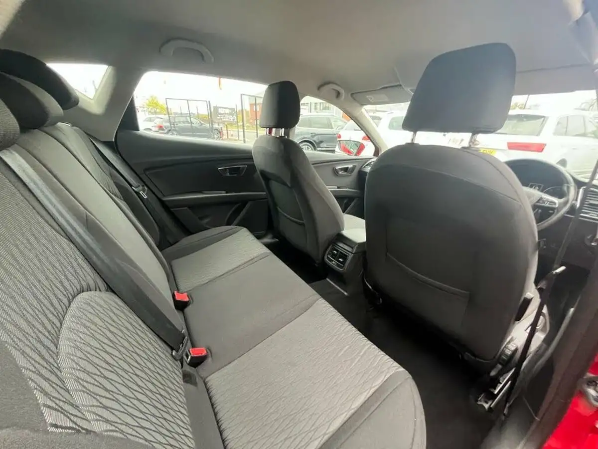 2013-seat-leon-16td-se-big-13