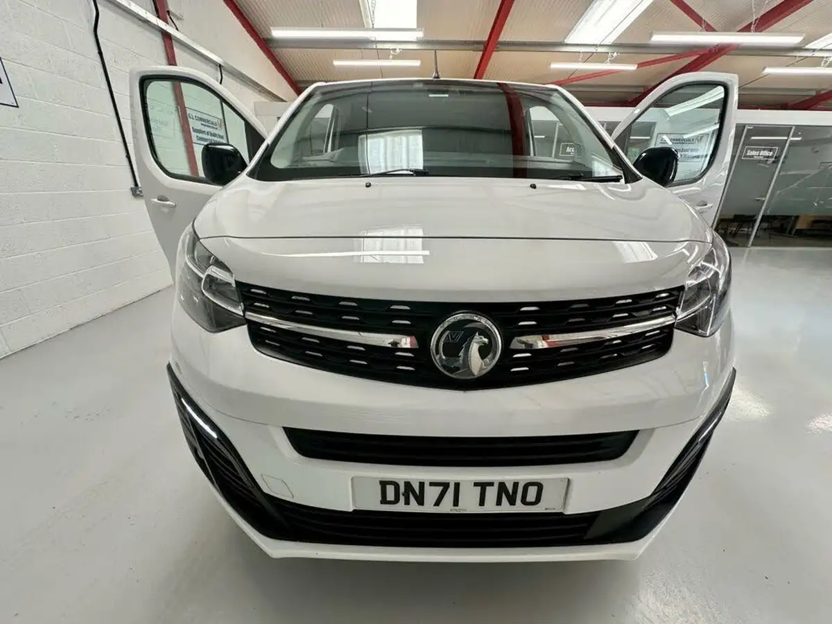 2022-vauxhall-vivaro-15td-2900-l2h1-sportive-big-5