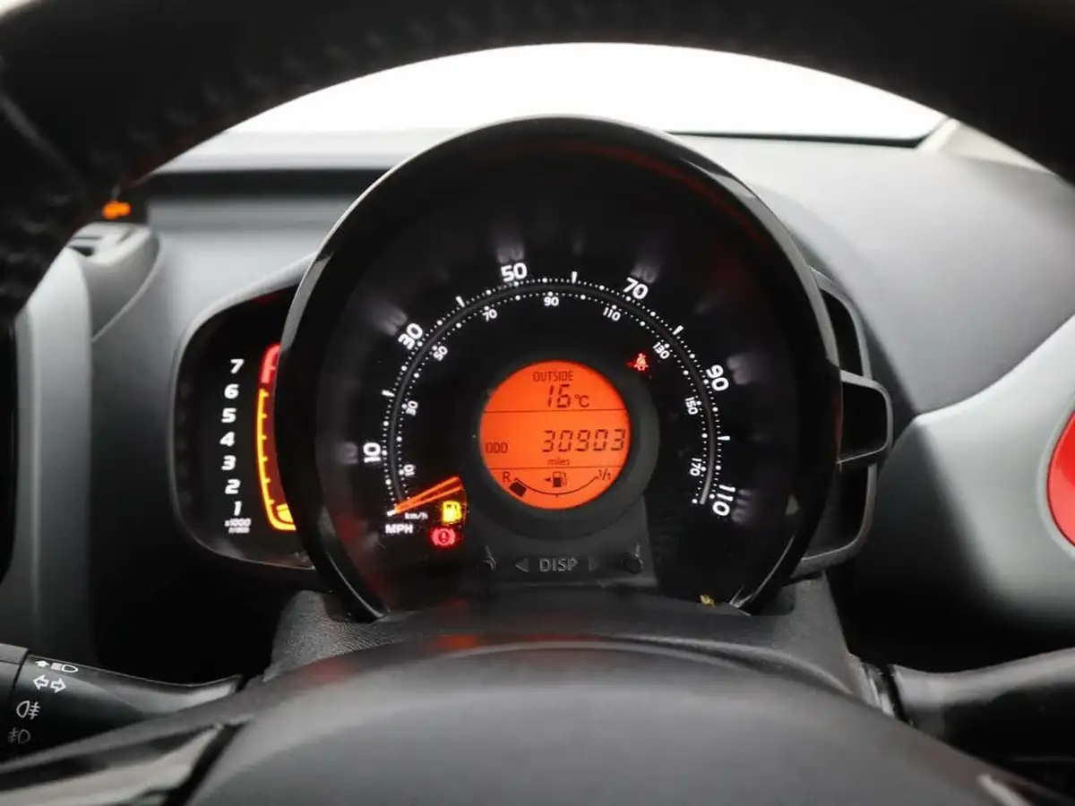 2020-toyota-aygo-10-vvt-i-x-trend-big-10