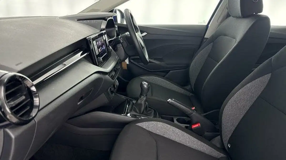 2022-skoda-fabia-10-tsi-se-comfort-95ps-big-37
