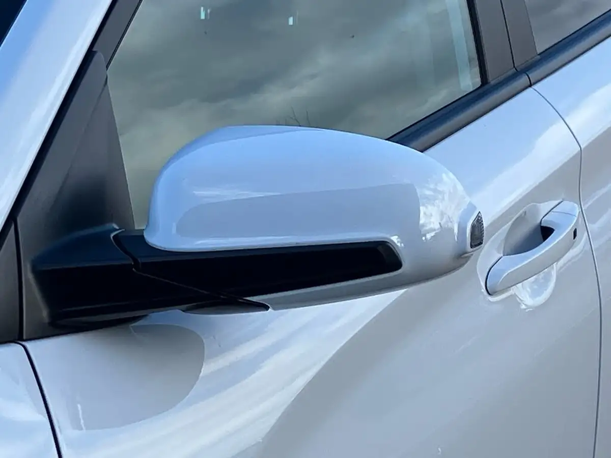 2023-hyundai-kona-e-ultimate-204ps-64kwh-105kw-obc-big-23