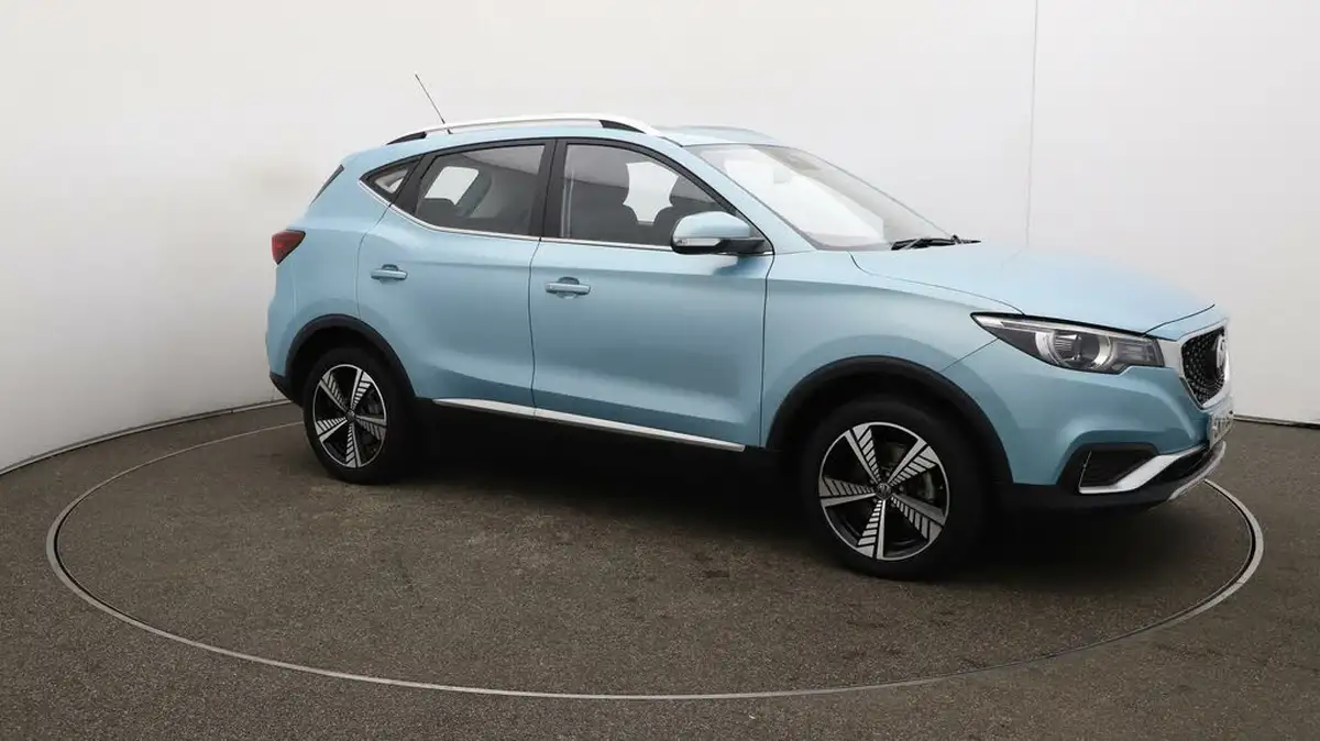 2021-mg-zs-suv-e-exclusive-ev-big-37