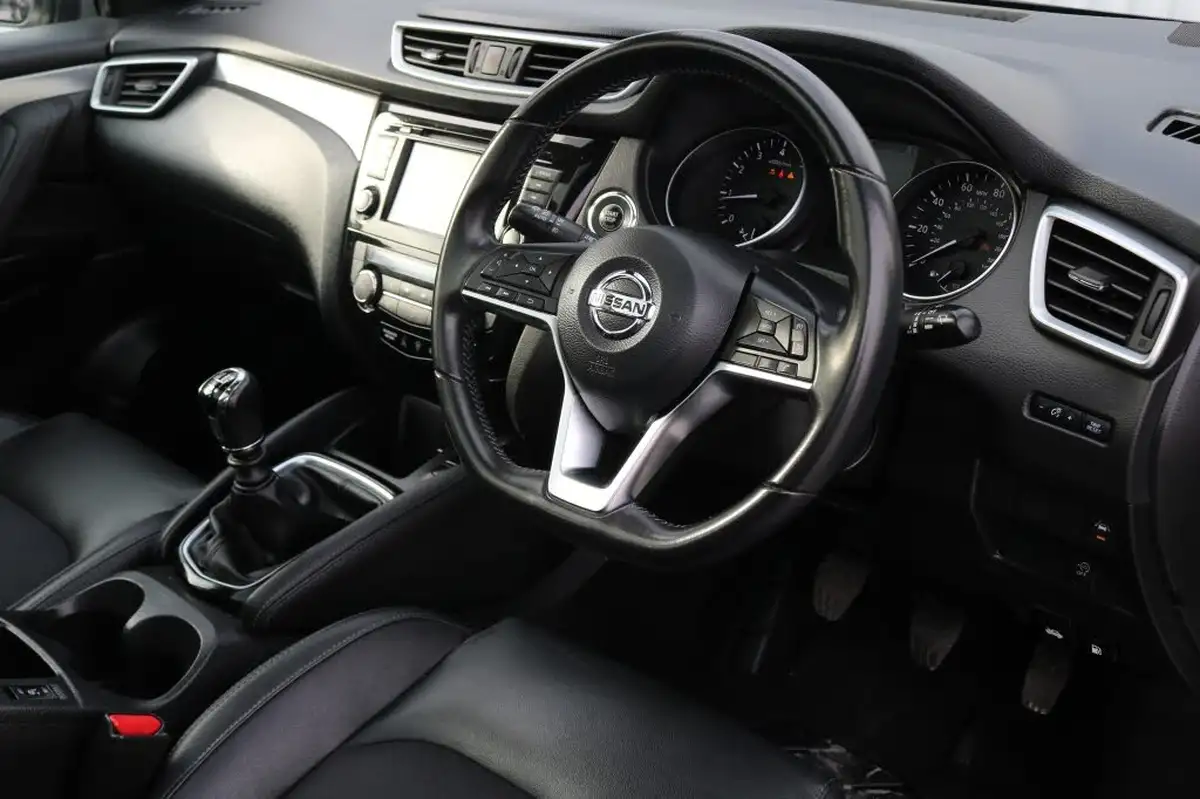 2019-nissan-qashqai-13-dig-t-tekna-140ps-big-22