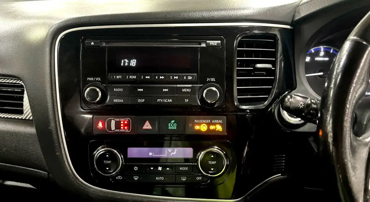 2016-mitsubishi-outlander-22di-d-gx3-7st-auto-big-6
