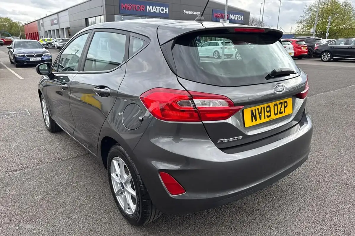 2019-ford-fiesta-10t-zetec-5d-big-7