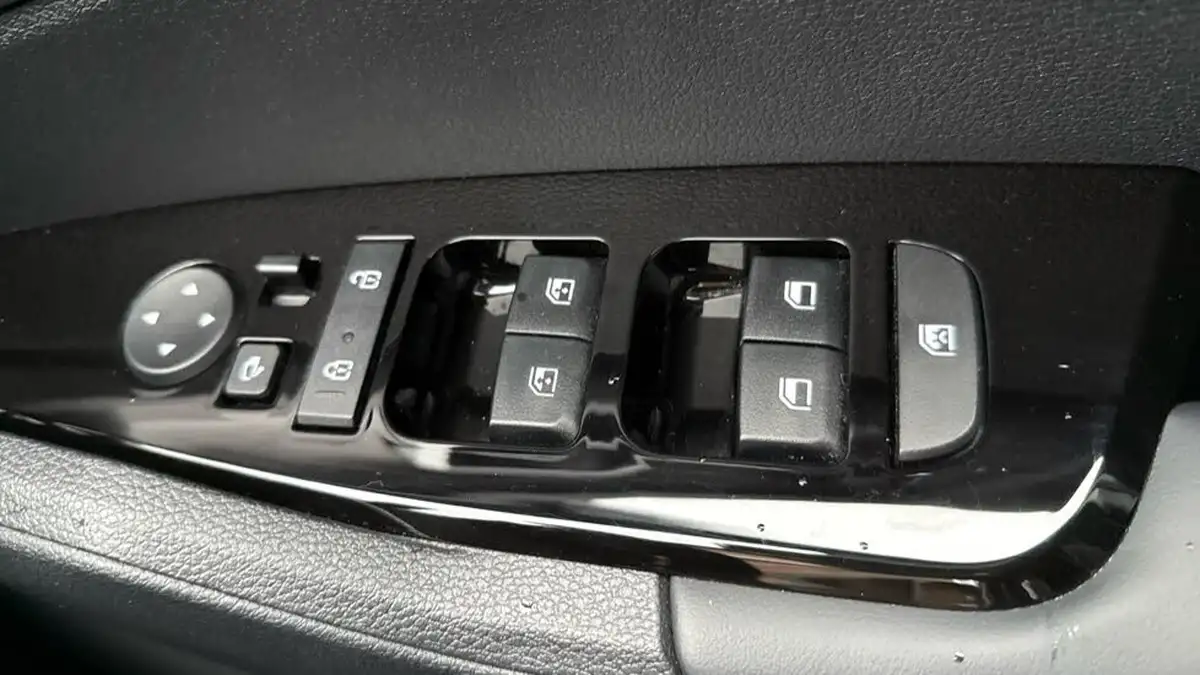 2024-kia-sportage-16-t-gdi-3-157bhp-48v-dct-big-34