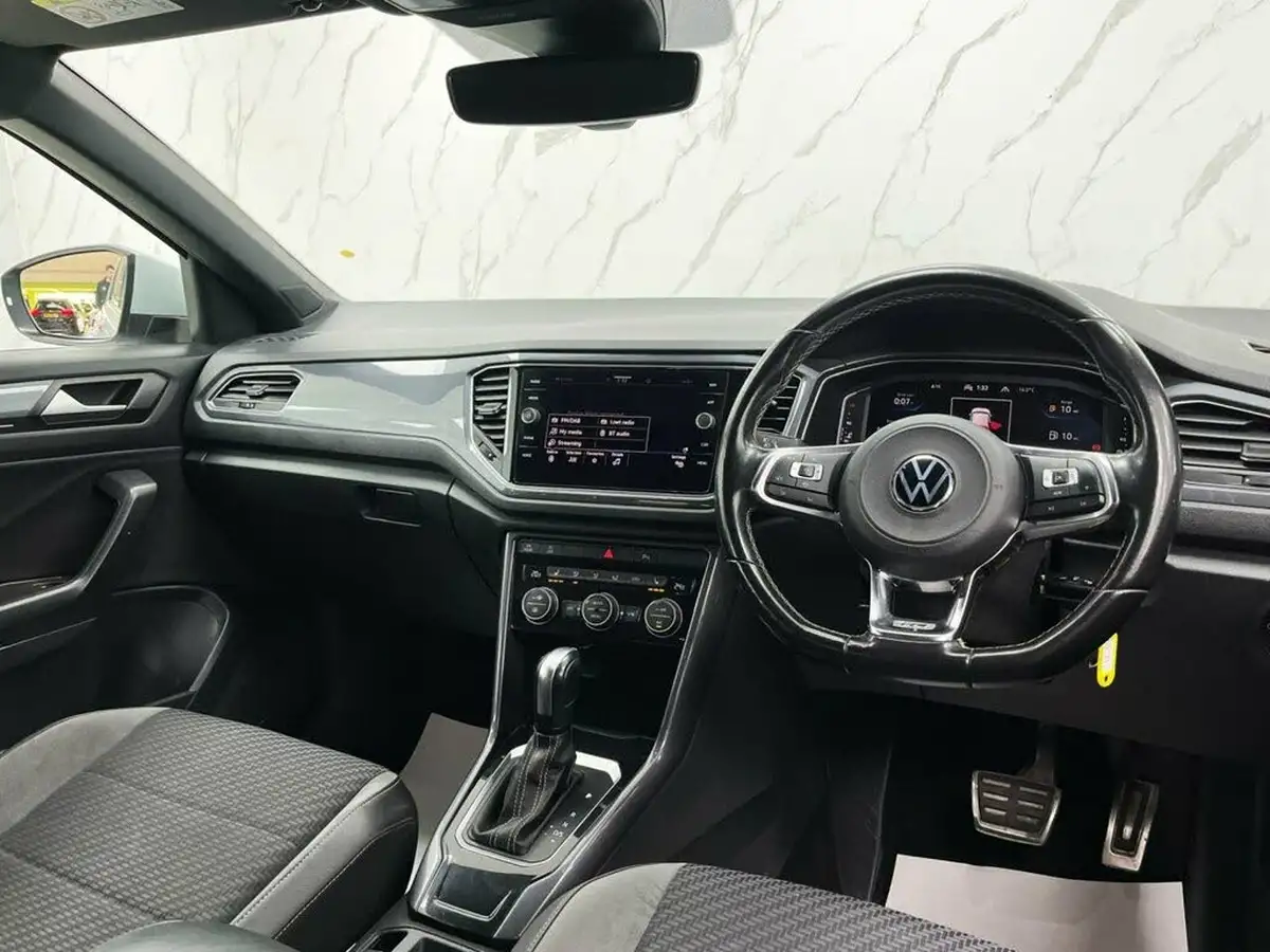 2020-volkswagen-t-roc-15-tsi-r-line-hatchback-5d-dsg-big-25