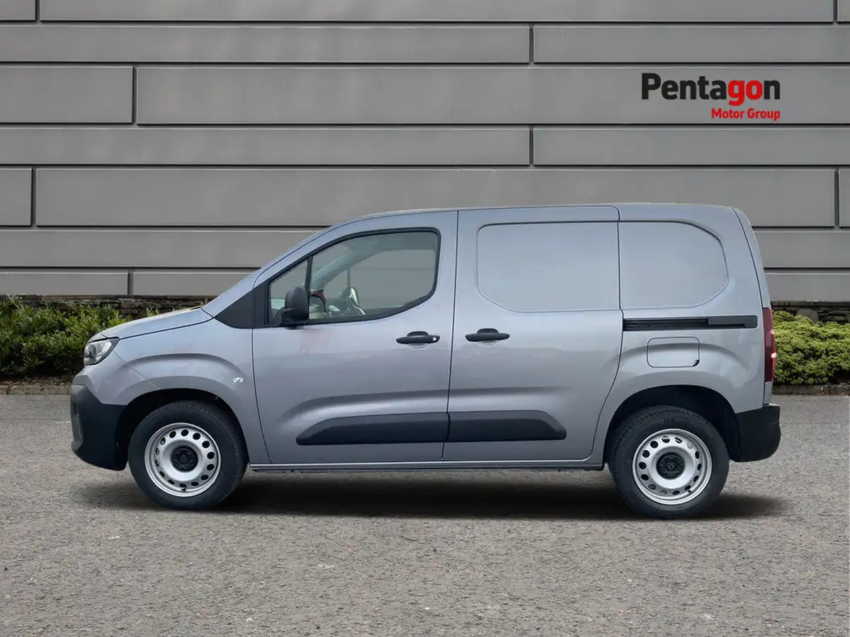 2024-peugeot-partner-15-bluehdi-professional-100pseu6d-big-11