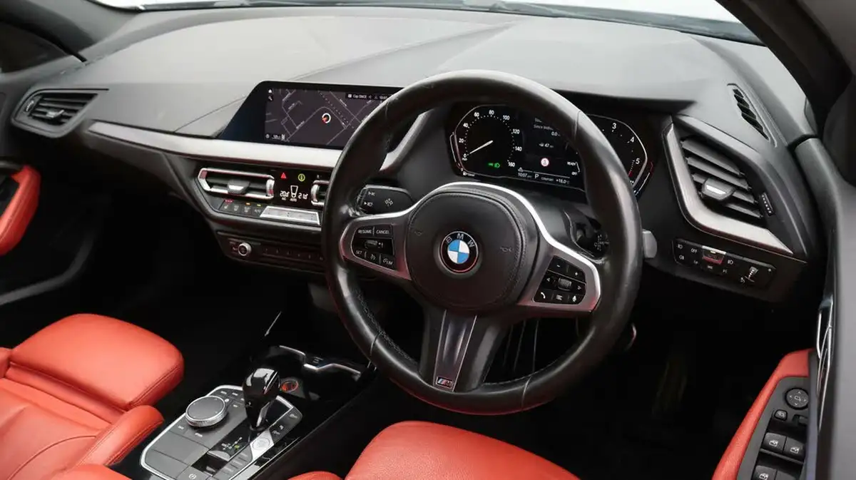 2021-bmw-1-series-15td-116d-m-sport-lcp-dct-big-9