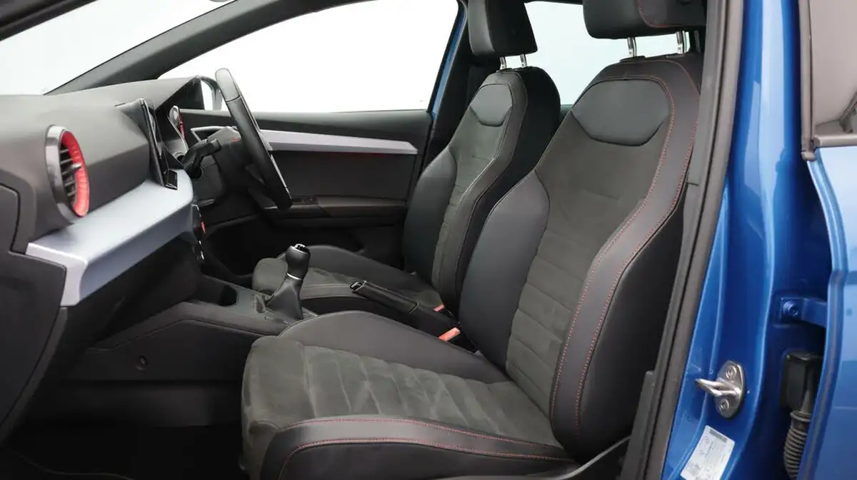 2022-seat-ibiza-10-tsi-fr-sport-110ps-big-14