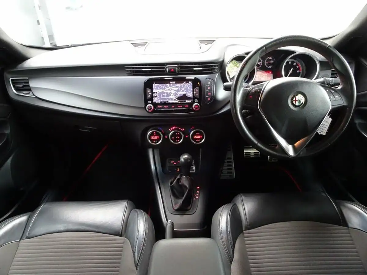 2014-alfa-romeo-giulietta-14-exclusive-alfa-tct-big-1