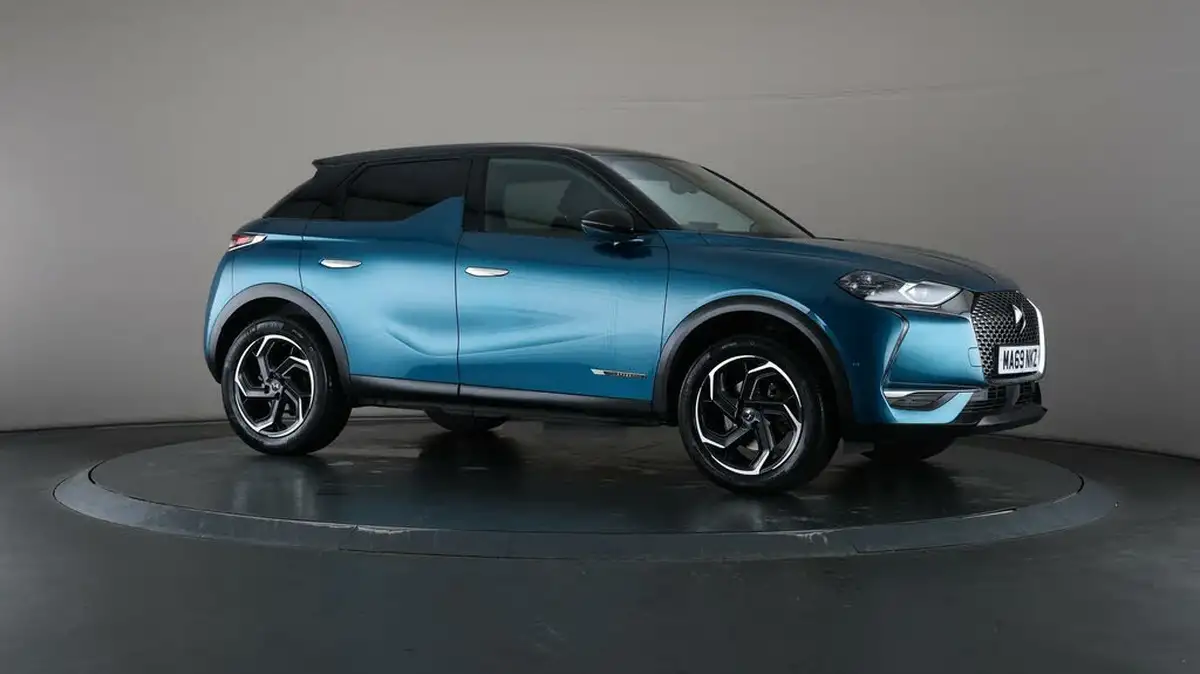 2019-ds-ds-3-crossback-12-puretech-ultra-prestige-155ps-big-49