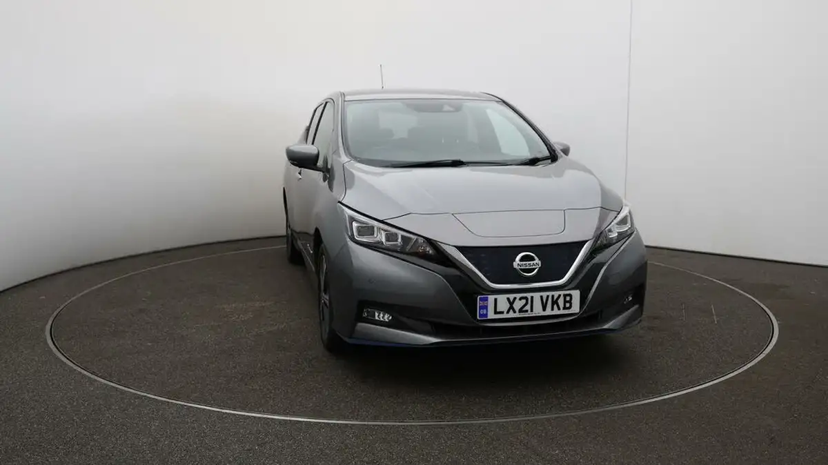 2021-nissan-leaf-e-e-tekna-big-33