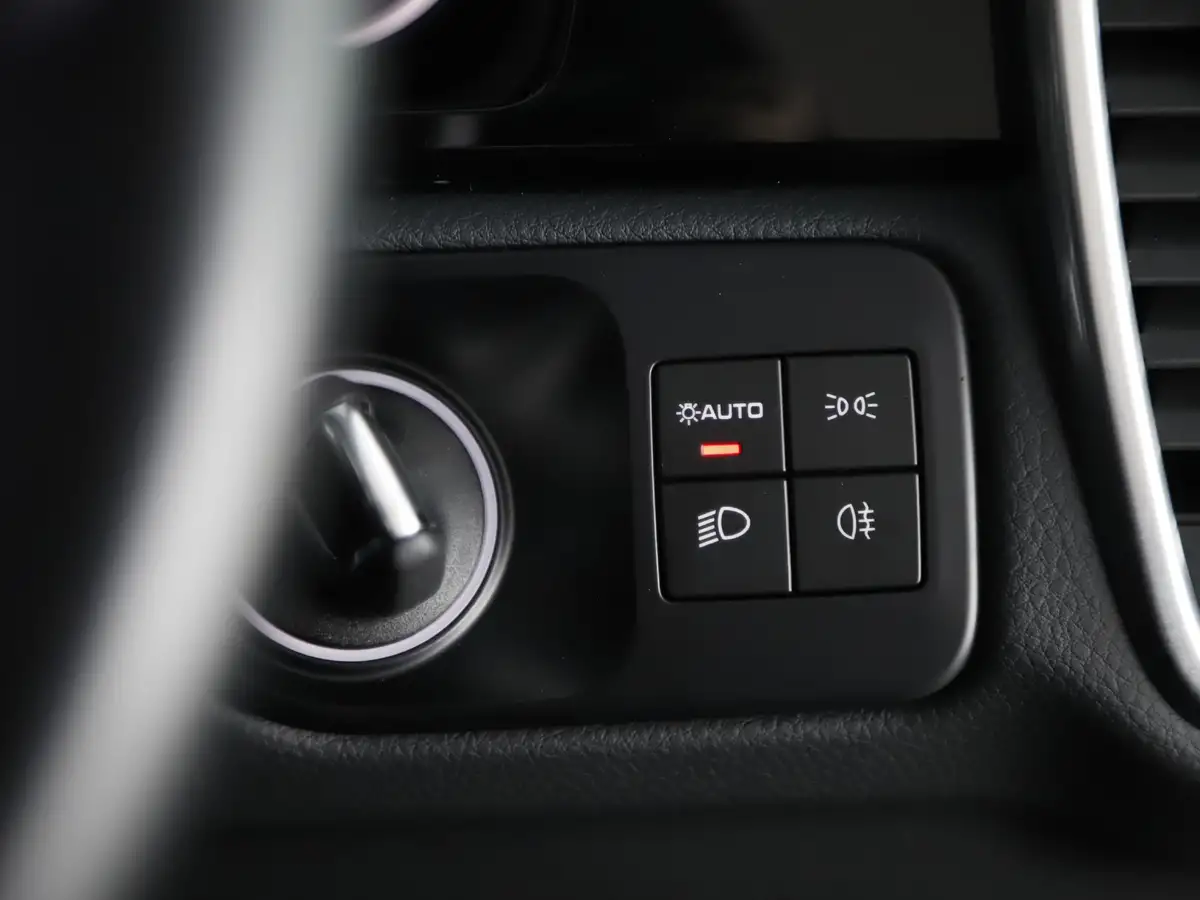 2022-porsche-cayenne-30-v6-platinum-edition-coupe-big-23