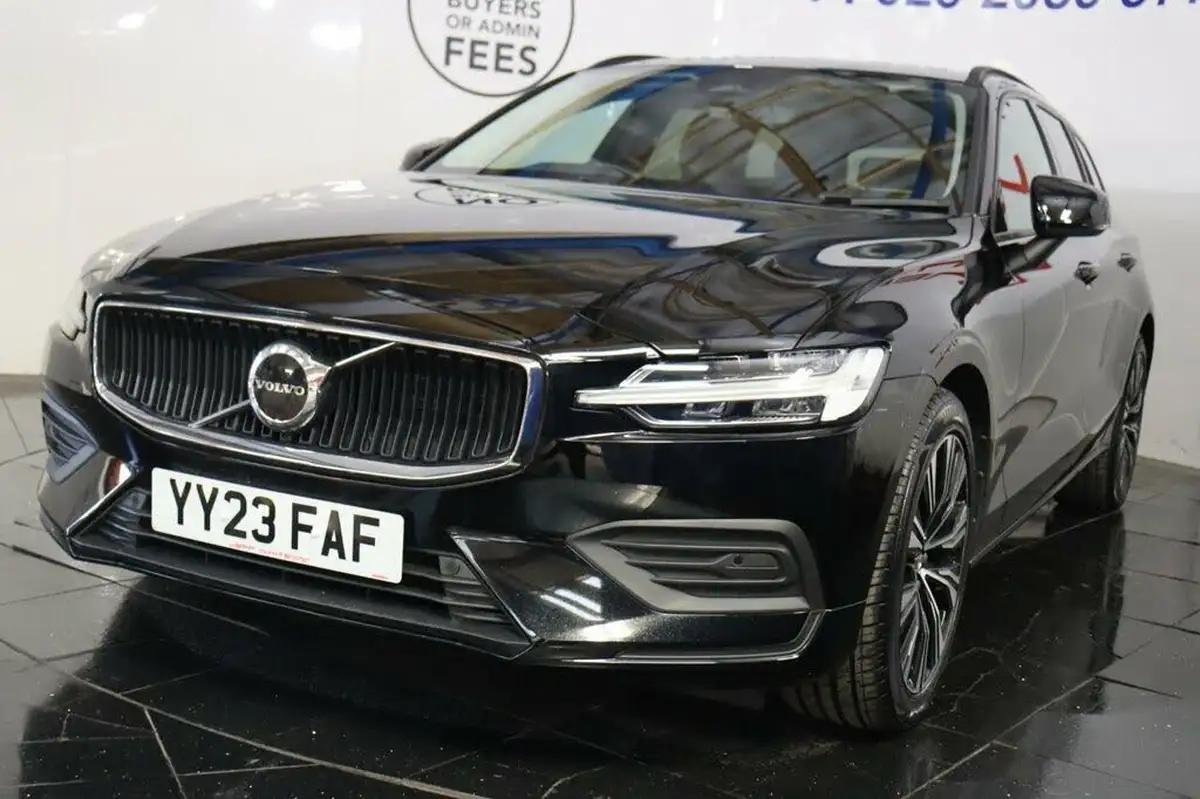 2023-volvo-v60-20-b3-core-big-12