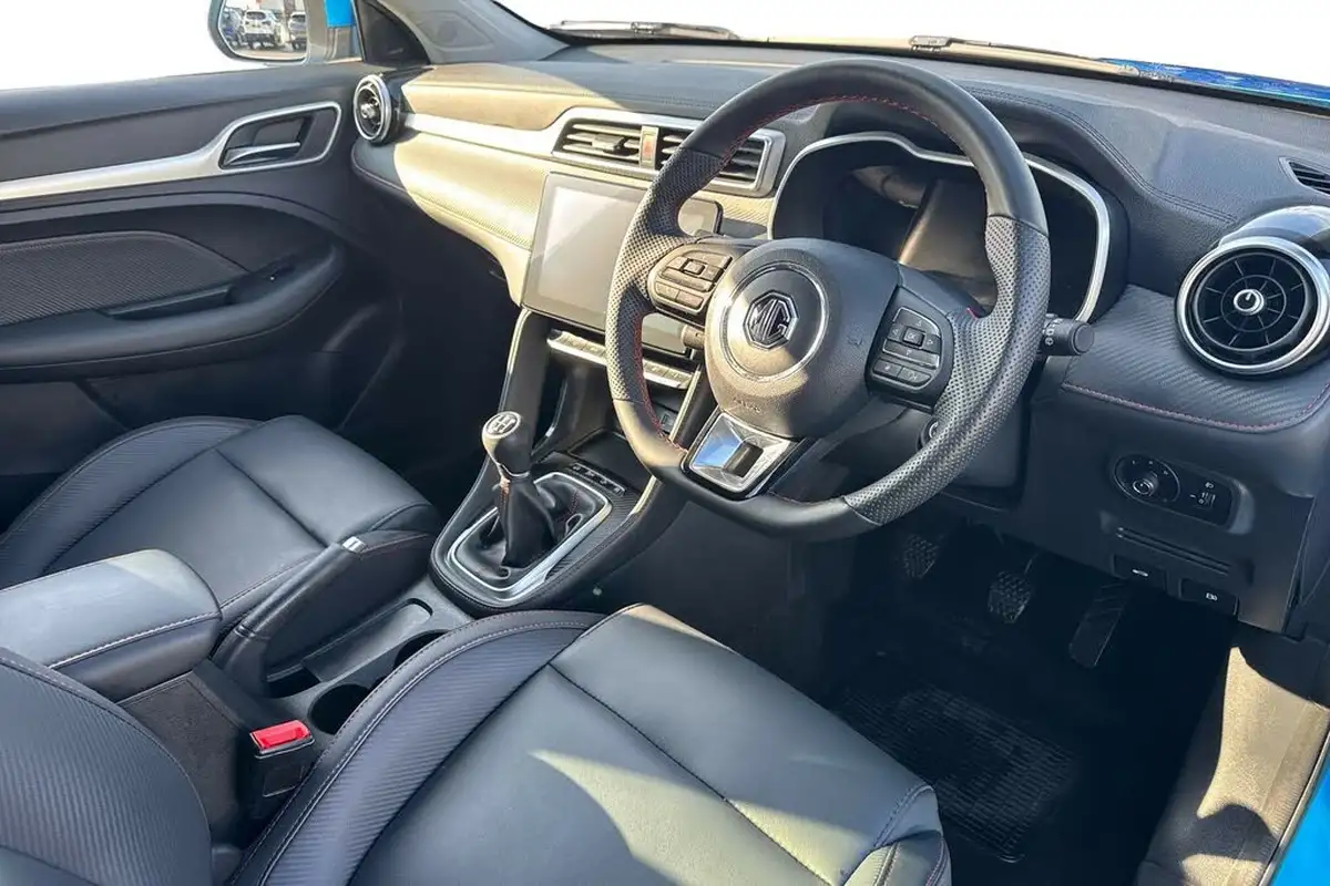 2024-mg-zs-suv-15-vti-tech-exclusive-big-9