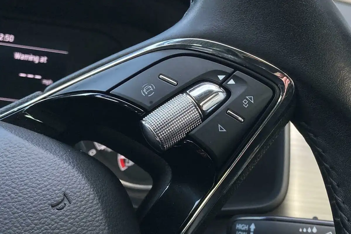 2021-skoda-kodiaq-15-tsi-se-5-big-29