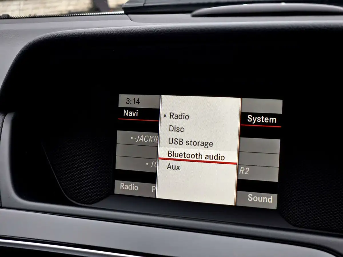 2013-mercedes-benz-c-class-16-c180-executive-se-saloon-4d-7g-tronic-plus-big-2