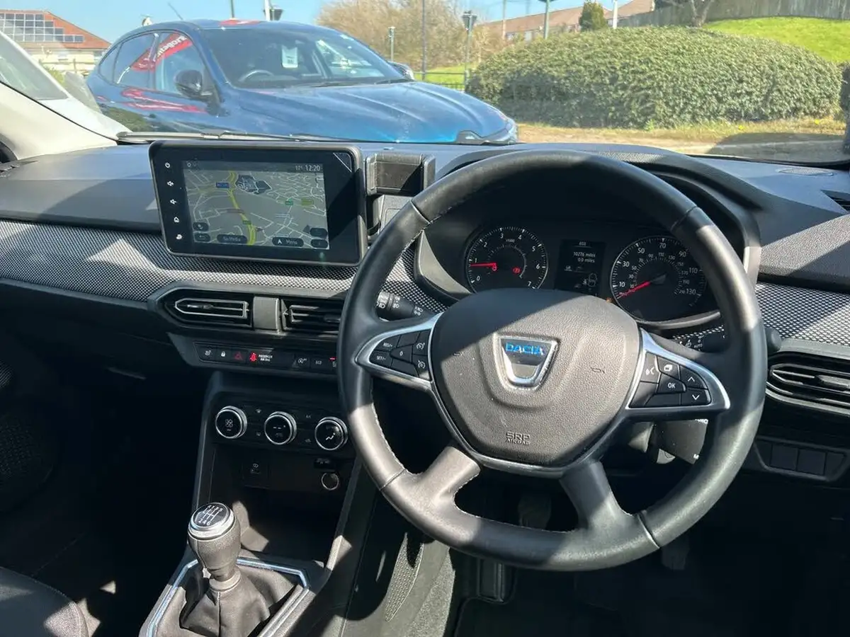 2023-dacia-jogger-10-tce-extreme-se-big-17