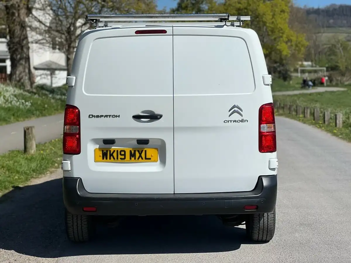 2019-citroen-dispatch-20bluehdi-enterprise-m-1400-120pseu6-ss-panel-big-4