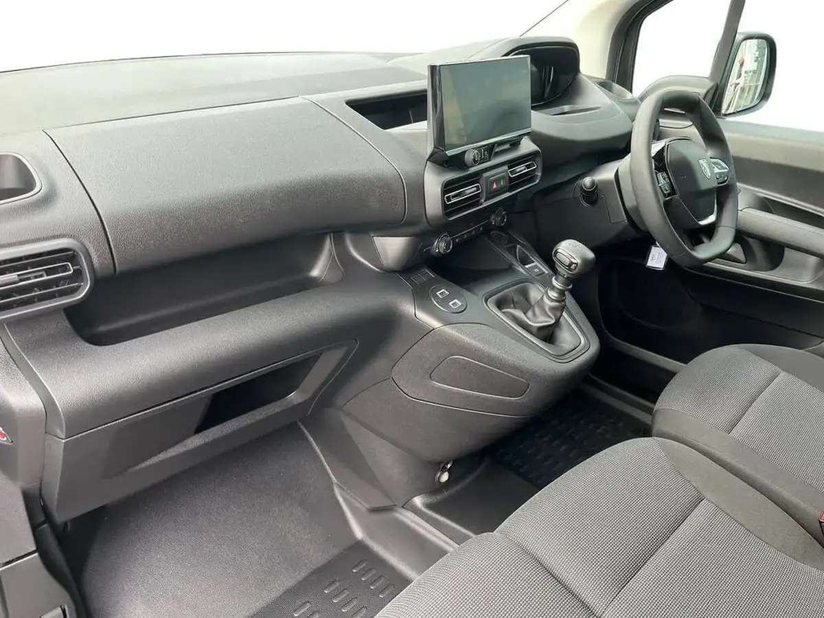 2024-peugeot-partner-15-bluehdi-professional-100pseu6d-big-6