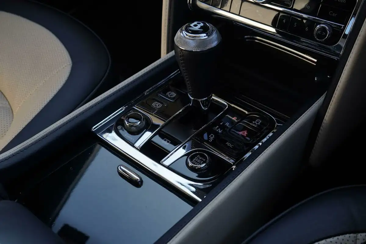 2016-bentley-mulsanne-675-mulsanne-speed-big-41
