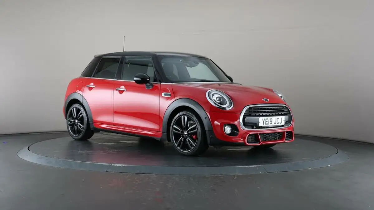 2019-mini-cooper-15-cooper-sport-hatchback-5d-auto-big-1