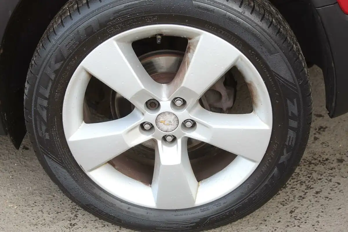 2013-chevrolet-trax-14-lt-big-30