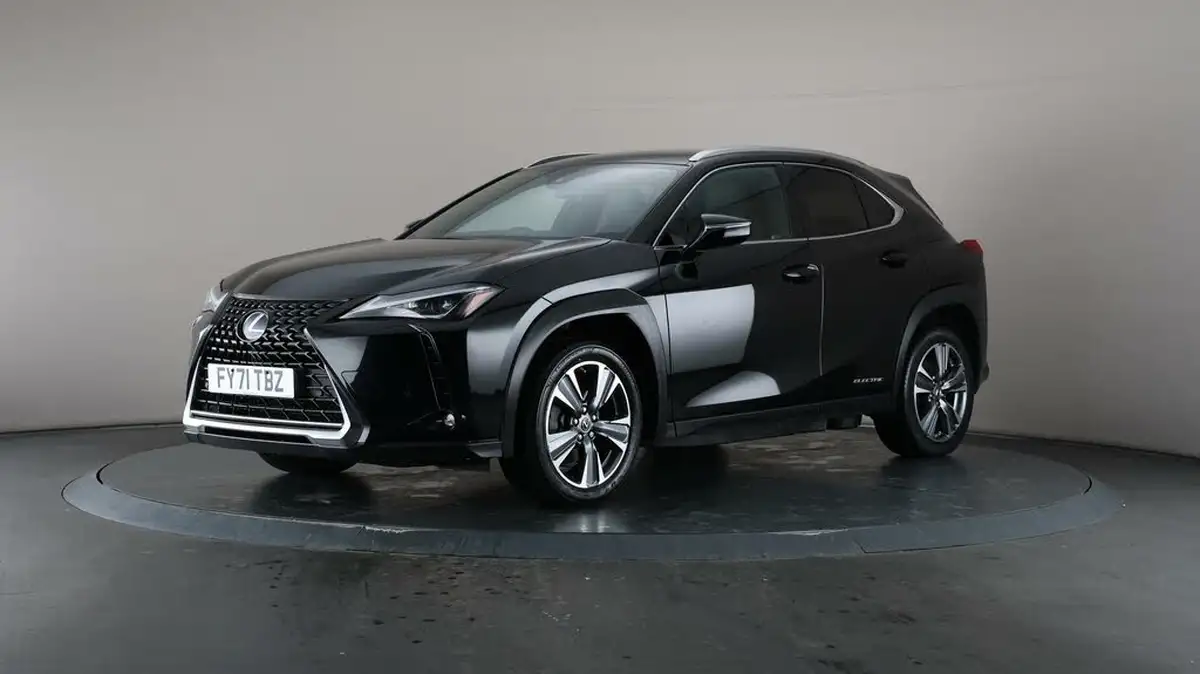 2021-lexus-ux-300e-e-ux-big-3