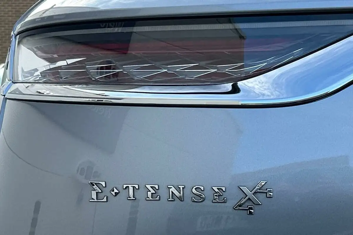 2021-ds-ds-7-crossback-e-tense-prestige-300ps-4x4-5d-big-37