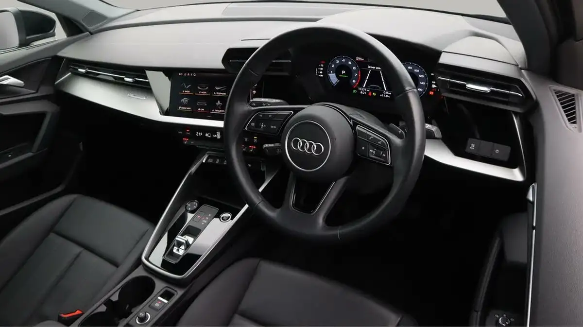 2021-audi-a3-15-35-tfsi-sportback-5d-s-tronic-big-9