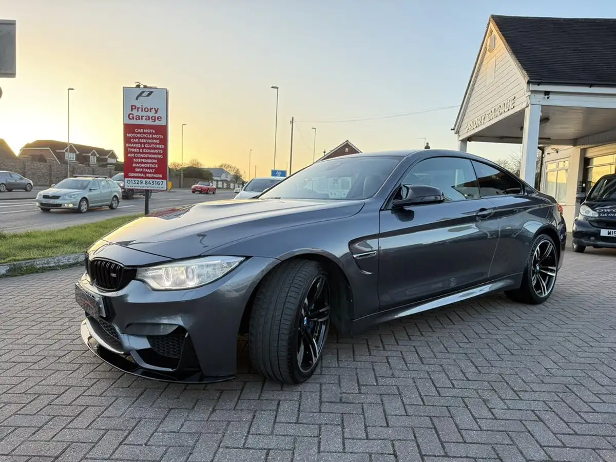 2015-bmw-4-series-30-m4-425bhp-ss-coupe-m-dct-big-2